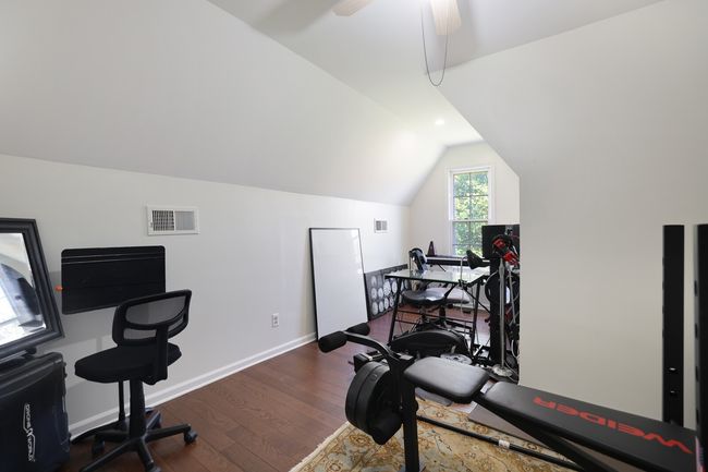 1070 Cliff White Rd, House other with 3 bedrooms, 2 bathrooms and 2 parking in Columbia TN | Image 32