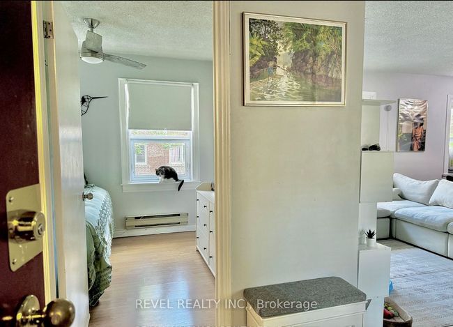 303 - 114 Vaughan Rd, Condo with 1 bedrooms, 1 bathrooms and 1 parking in York ON | Image 5