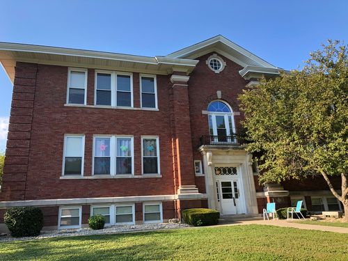 2a-730 N Seminary Ave, Woodstock, IL, 60098-2989 | Card Image
