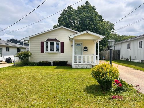 1333 38th St, Erie, PA, 16504-3017 | Card Image