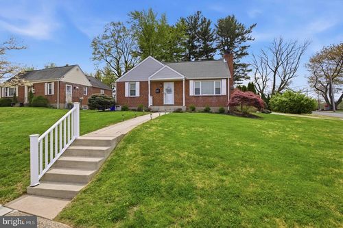 2948 Hillside Rd, BROOMALL, PA, 19008-1303 | Card Image