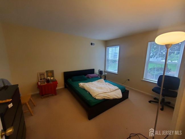 603 Woodbridge Commons Way, Townhouse with 1 bedrooms, 1 bathrooms and null parking in Iselin NJ | Image 12