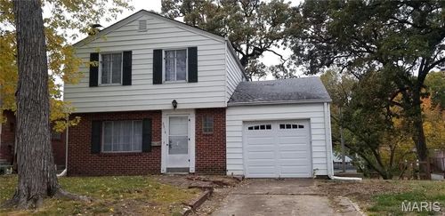 6914 Willow Wood Dr, Saint Louis, MO, 63121-2728 | Card Image