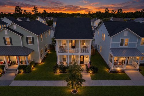 210 W Respite Ln, Summerville, SC, 29483-8169 | Card Image