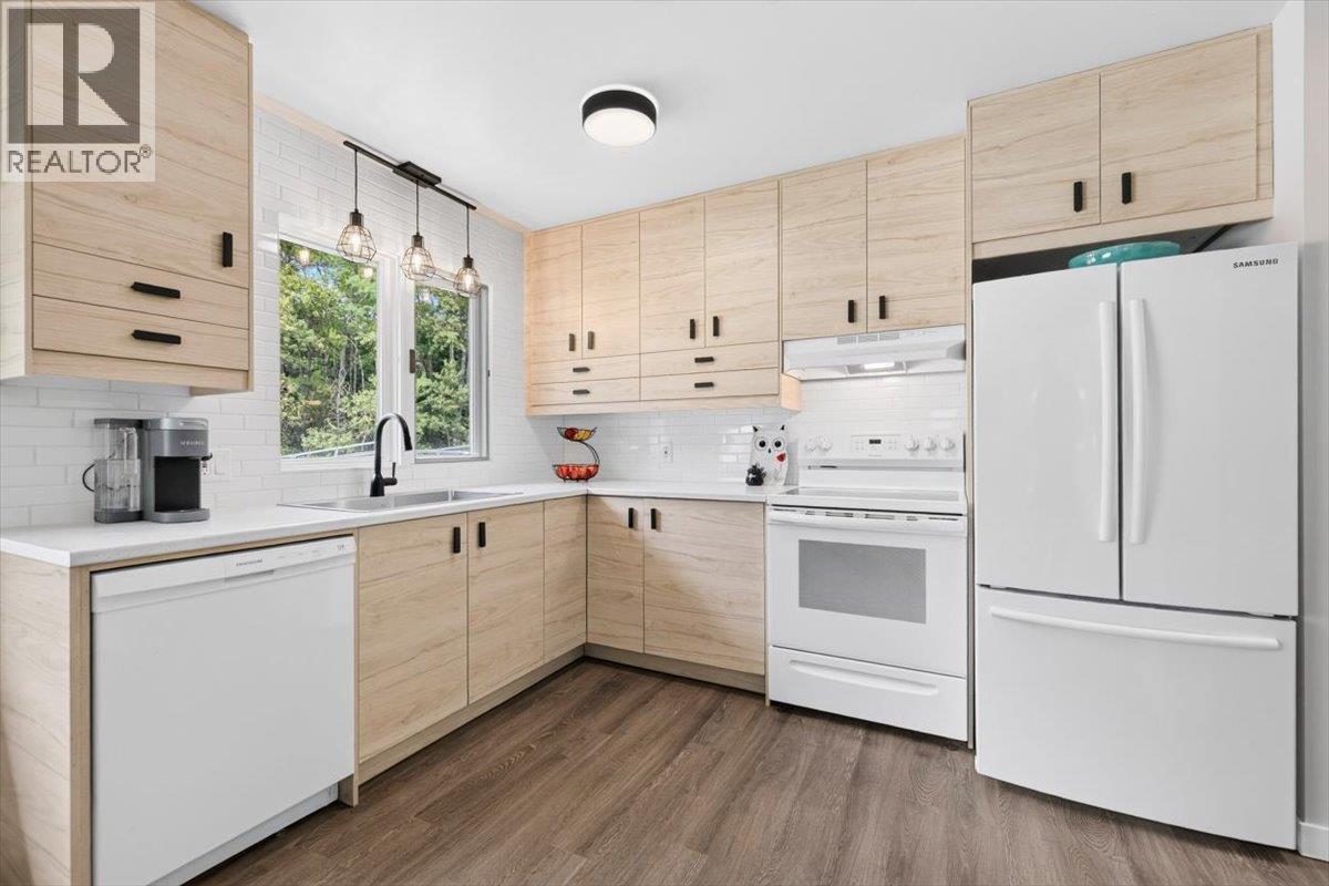 Residential in Sparwood 5