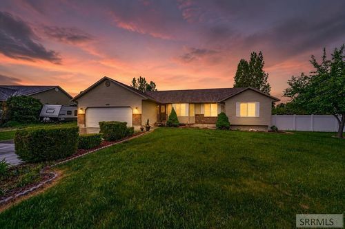 4428 High Desert Dr, Ammon, ID, 83406-4913 | Card Image