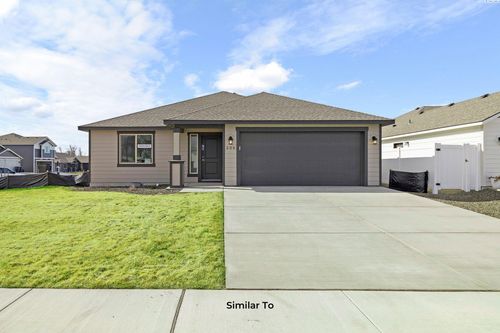 722 Honeylicious St, Richland, WA, 99352-5611 | Card Image