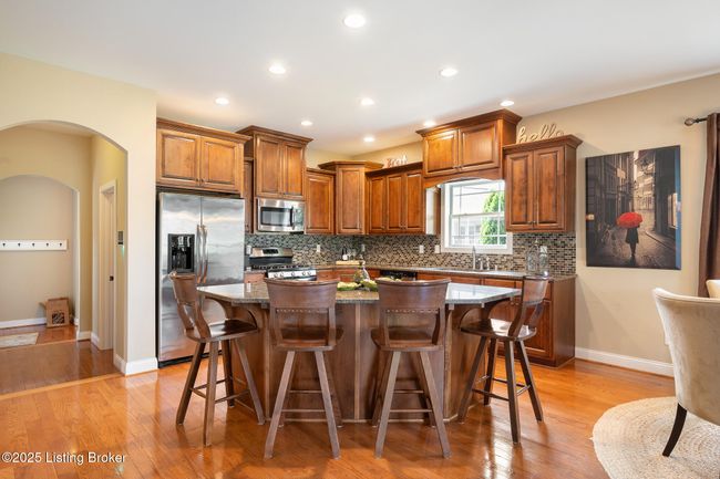 905 Fossil Creek Cir, House other with 4 bedrooms, 3 bathrooms and null parking in Louisville KY | Image 17