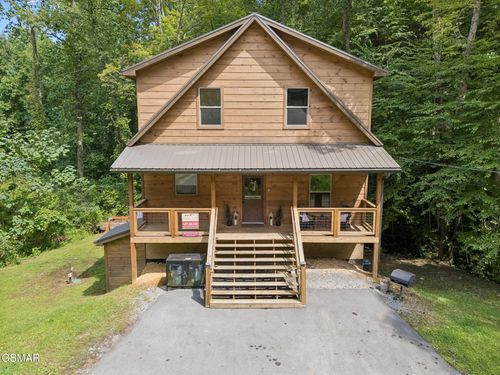 1615 Bear Valley Rd, Sevierville, TN, 37876-2608 | Card Image