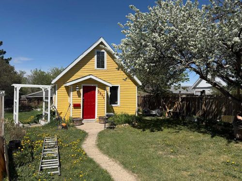 3922A 46 Street, Ponoka, AB, T4J1B5 | Card Image