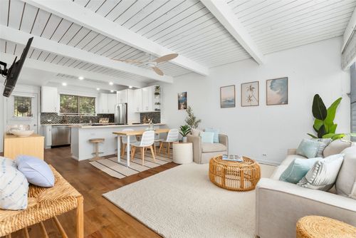 apt-4-4130 Keanu St, Honolulu, HI, 96816-5583 | Card Image