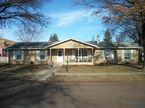 406 S Craig Dr, Cherokee, IA, 51012-1110 | Card Image