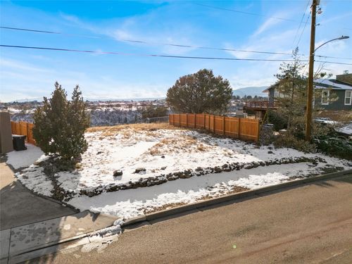 881 Camino Encantado, Los Alamos, NM, 87544-2549 | Card Image