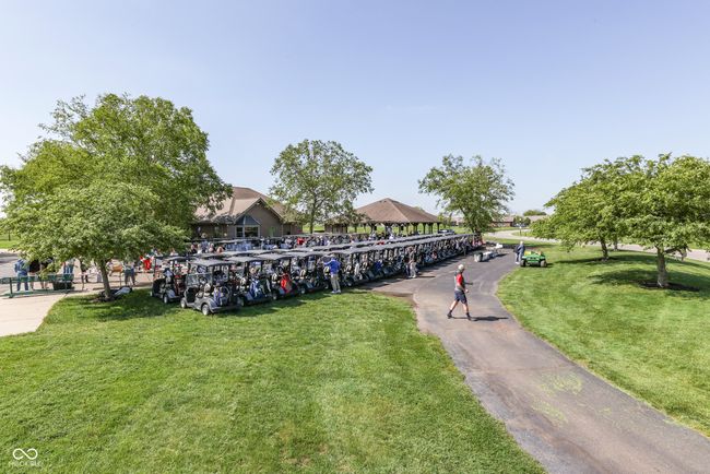 Enjoy a round of golf and rent a golf cart. Golf course is an extra fee when you use it | Image 39