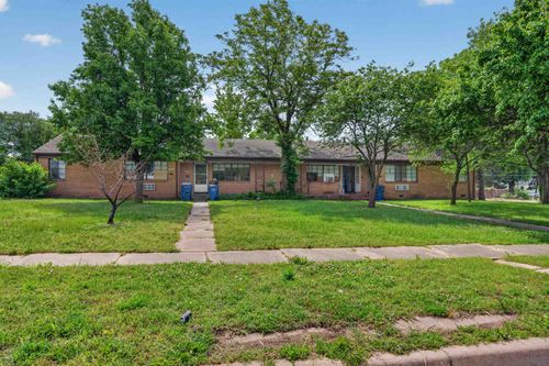 718 S Hunter, Wichita, KS, 67217 | Card Image
