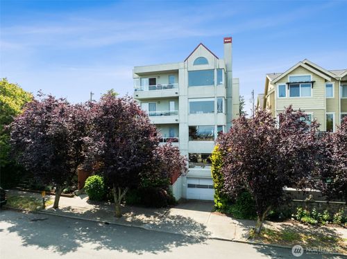 apt-101-1613 California Ave Sw, Seattle, WA, 98116-1659 | Card Image