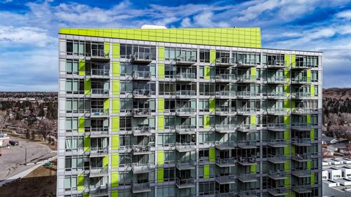 905-30 Brentwood Common Nw, Calgary, AB, T2L2L8 | Card Image