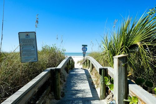 apt-4-551 73rd Ave, ST PETE BEACH, FL, 33706-3680 | Card Image