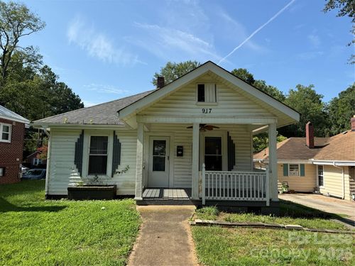 917 Lincolnton Rd, Salisbury, NC, 28144-6139 | Card Image