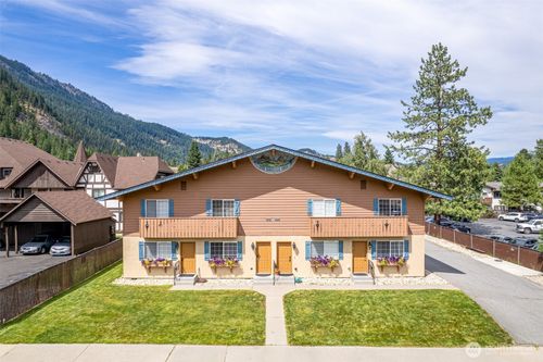 apt-2-475 Alpine Pl, Leavenworth, WA, 98826-9002 | Card Image