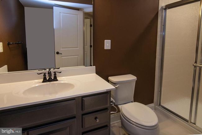 12908 Hoadly Manor Dr, Condo with 2 bedrooms, 1 bathrooms and null parking in MANASSAS VA | Image 11