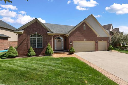 49138 Heyward, Shelby Township, MI, 48317-6308 | Card Image