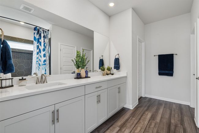 134 Stellers Swoop, House other with 5 bedrooms, 3 bathrooms and 4 parking in Cedar Creek TX | Image 13