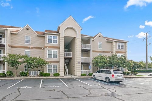 apt-202-400 Egret Lndg, Virginia Beach, VA, 23454-4087 | Card Image