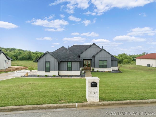 1013 Prairie View Rd, House other with 3 bedrooms, 2 bathrooms and null parking in Ardmore OK | Image 40