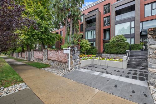 305-1571 W 57th Ave, Vancouver, BC, V6P0H7 | Card Image
