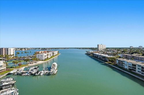 905-7300 Sun Island Dr S, SOUTH PASADENA, FL, 33707-4421 | Card Image