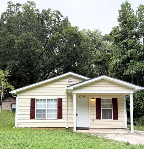 1208 W Walnut Ave, Gastonia, NC, 28052-2070 | Card Image