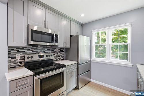 41 N Franklin Tpke, Ramsey, NJ, 07446-2040 | Card Image