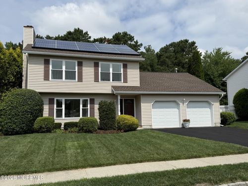 18 Netty St, Howell, NJ, 07731-2759 | Card Image