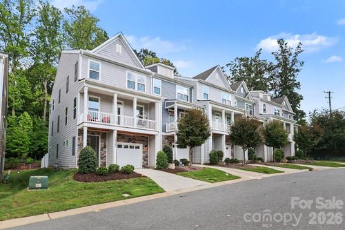 10307 Glenmere Creek Cir, Charlotte, NC, 28262-1950 | Card Image