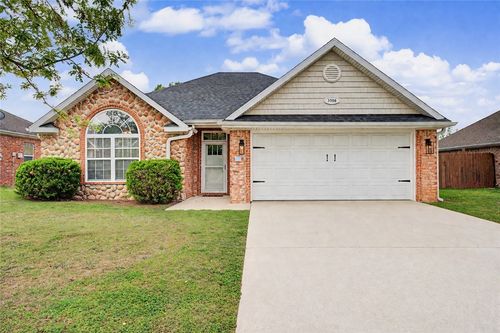 3316 Grainger Circle, Springdale, AR, 72764 | Card Image