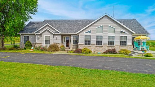 7821 Oakville Rd, MOUNT CARROLL, IL, 61053-9222 | Card Image