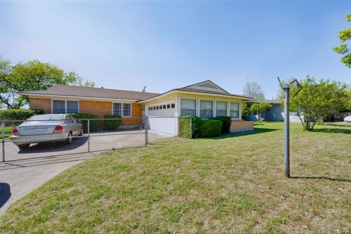 4123 Huckleberry Cir, Dallas, TX, 75216-6036 | Card Image