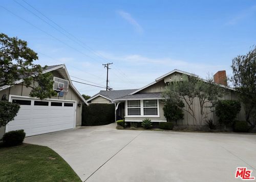 12041 Weatherby Rd, Los Alamitos, CA, 90720 | Card Image