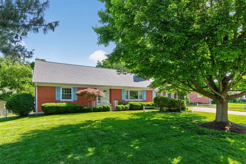 1685 Linstead Drive, Lexington, KY, 40504 | Card Image