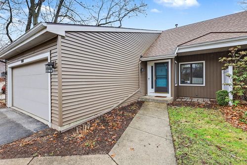 6615 Bella Vista Dr, Rockford, MI, 49341-9674 | Card Image