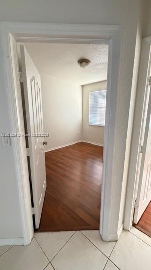 14581 Sw 13th Ter, Miami, FL, 33184-3534 | Card Image