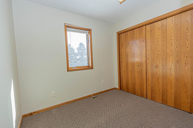 21-Main Floor Bed 2.jpg | Image 21
