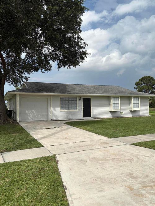 285 Ne Floresta Drive, Port St Lucie, FL, 34983 | Card Image