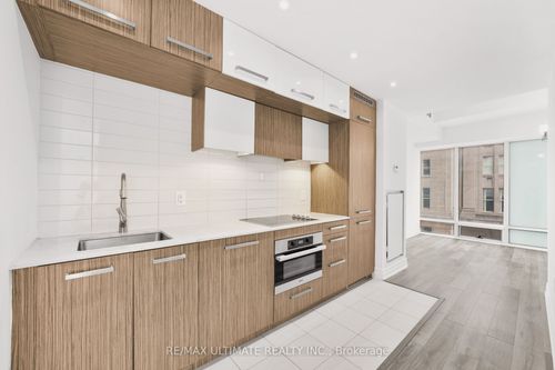 506-8 The Esplanade, Toronto, ON, M5E0A6 | Card Image