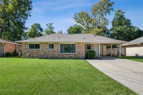 249 Hummingbird Ln, Slidell, LA, 70458-1619 | Card Image