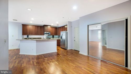 305 Carson Ter, HUNTINGDON VALLEY, PA, 19006-4719 | Card Image