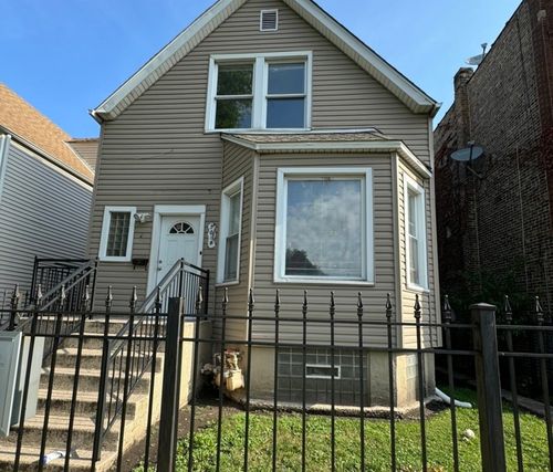 5018 W Concord Place, Chicago, IL, 60639 | Card Image