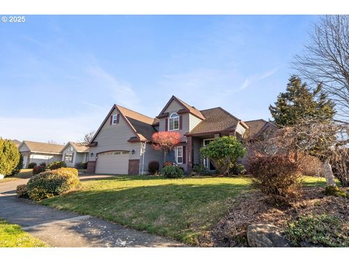 19390 Westwood Dr, Oregon City, OR, 97045-6916 | Card Image