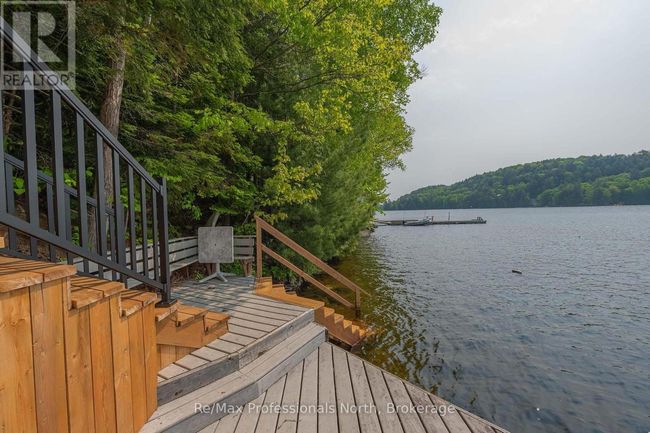 1024 Albert Lane E, House other with 5 bedrooms, 3 bathrooms and 3 parking in Algonquin Highlands (Sherborne) ON | Image 12